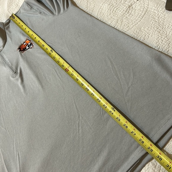 Under Armour 1/4 zip. Tigers - Picture 5 of 8